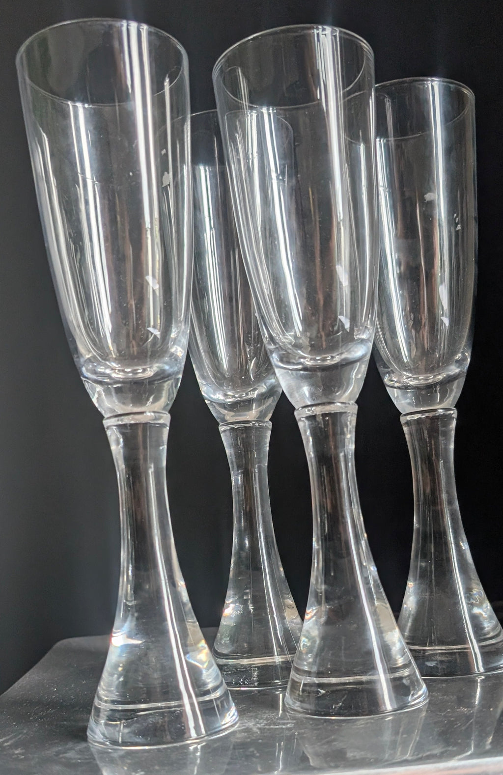 A Danish Toast
1957 | Hand-Blown Crystal Champagne Flutes | Set of 4