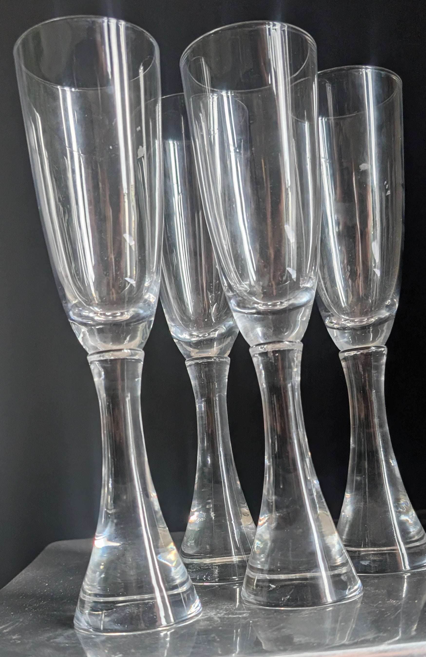 A Danish Toast
1957 | Hand-Blown Crystal Champagne Flutes | Set of 4