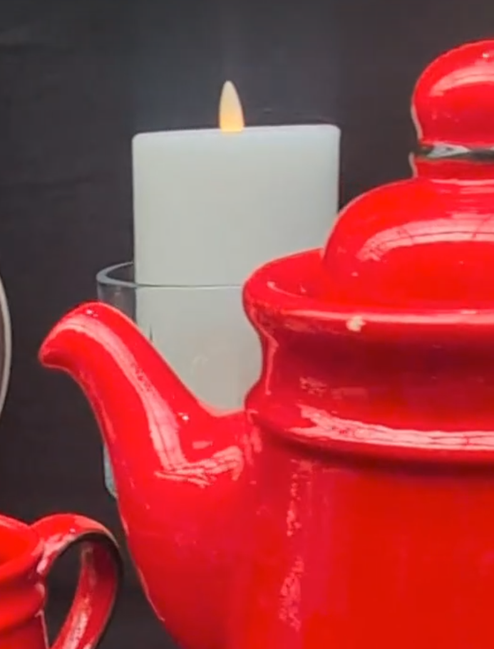 C 1970's Red Ceramic Tea Set – Sculptural Teapot, Cups & Saucers (Mid-Century European)